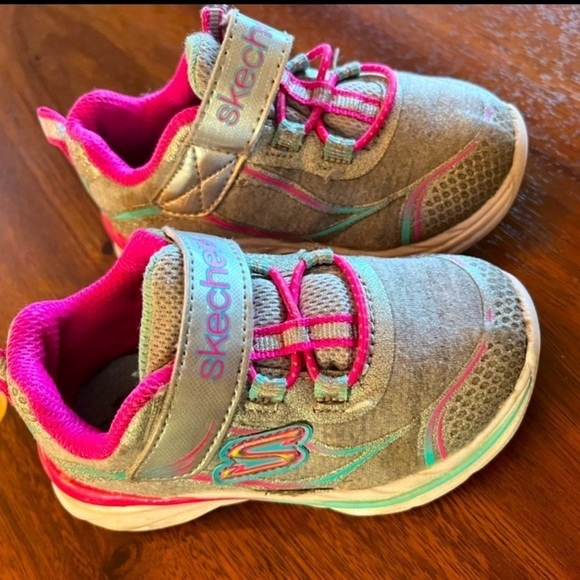 Skechers Baby / Toddler Sneakers Girls Pink Size 6 - Picture 1 of 4